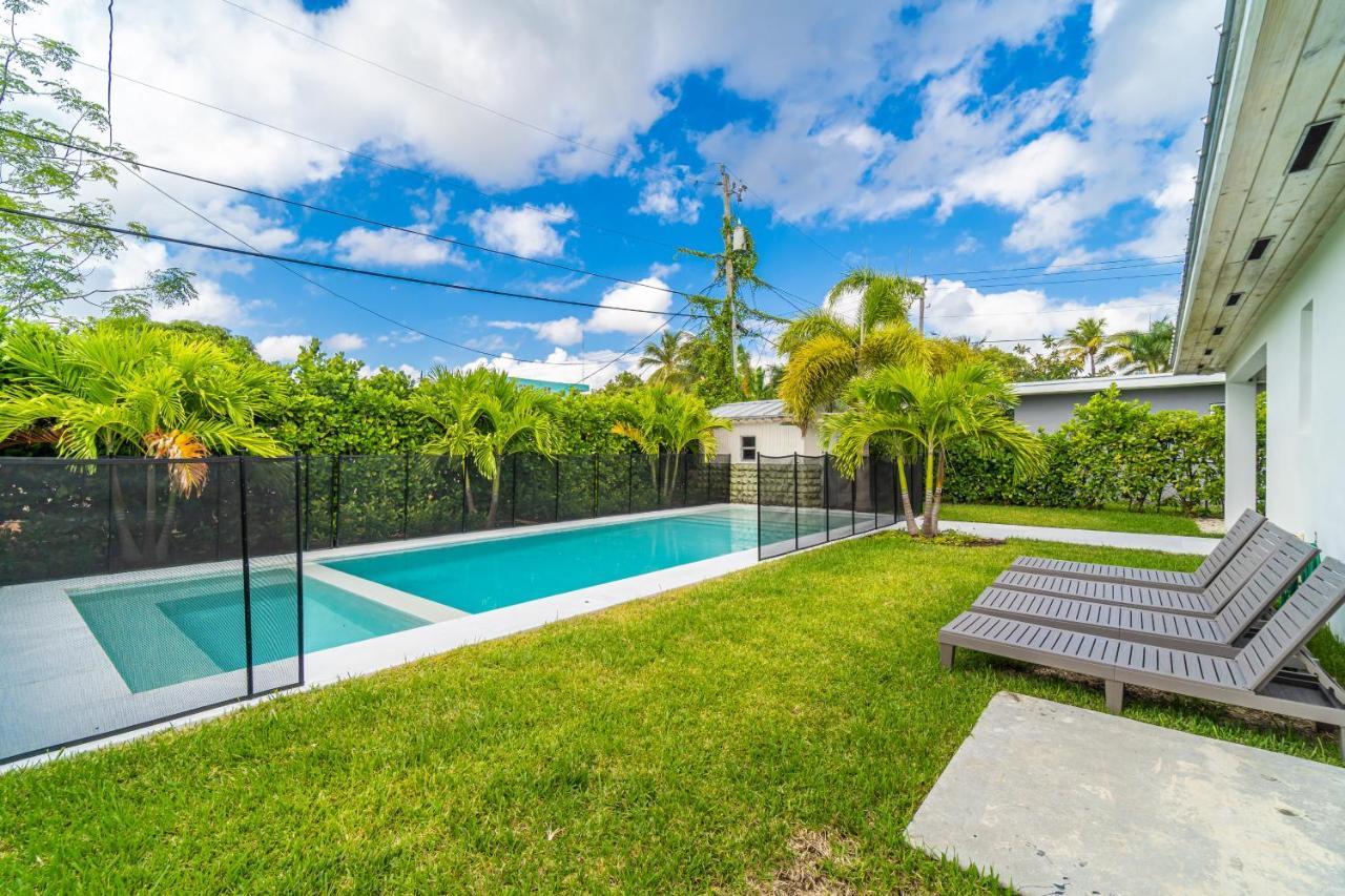 Luxury House 4 Beds Heated Pool W Jaccuzzi Apartment North Bay Village Ngoại thất bức ảnh