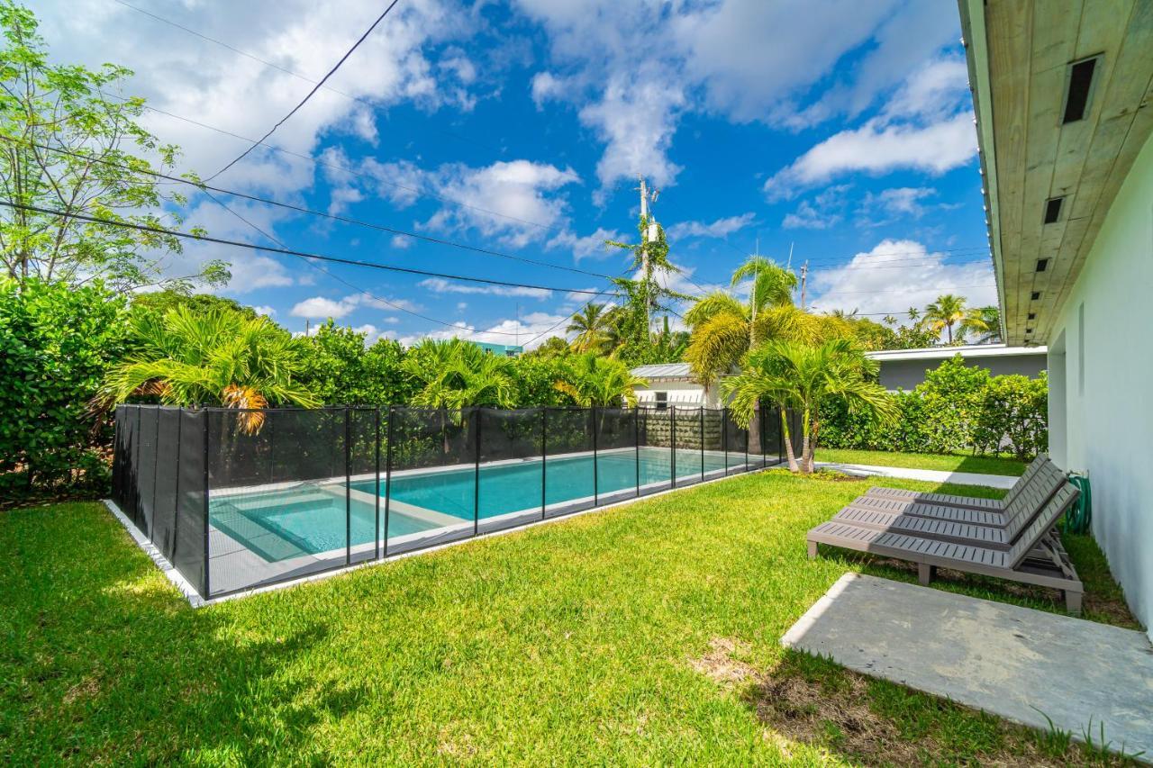 Luxury House 4 Beds Heated Pool W Jaccuzzi Apartment North Bay Village Ngoại thất bức ảnh