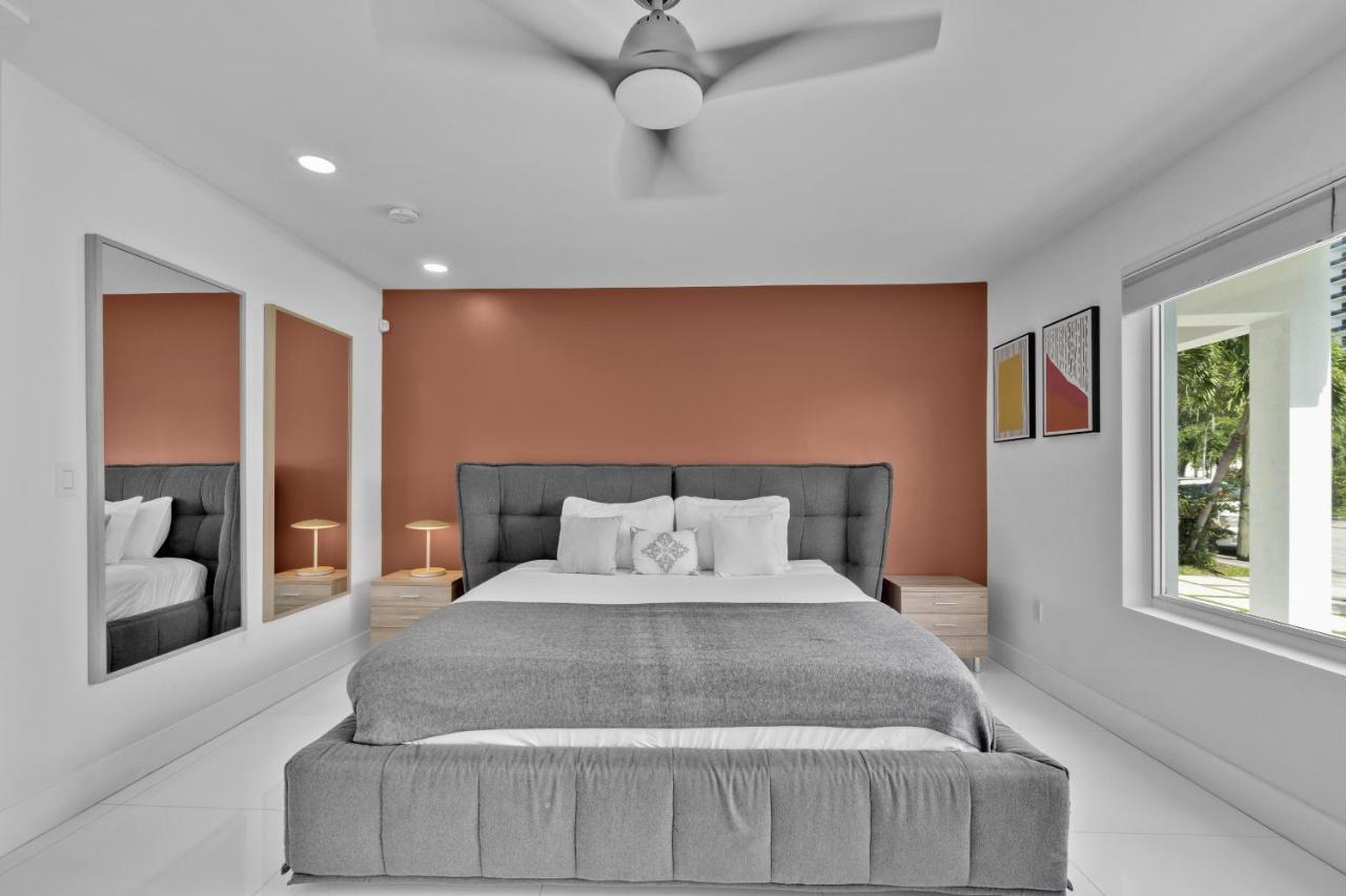 Luxury House 4 Beds Heated Pool W Jaccuzzi Apartment North Bay Village Ngoại thất bức ảnh